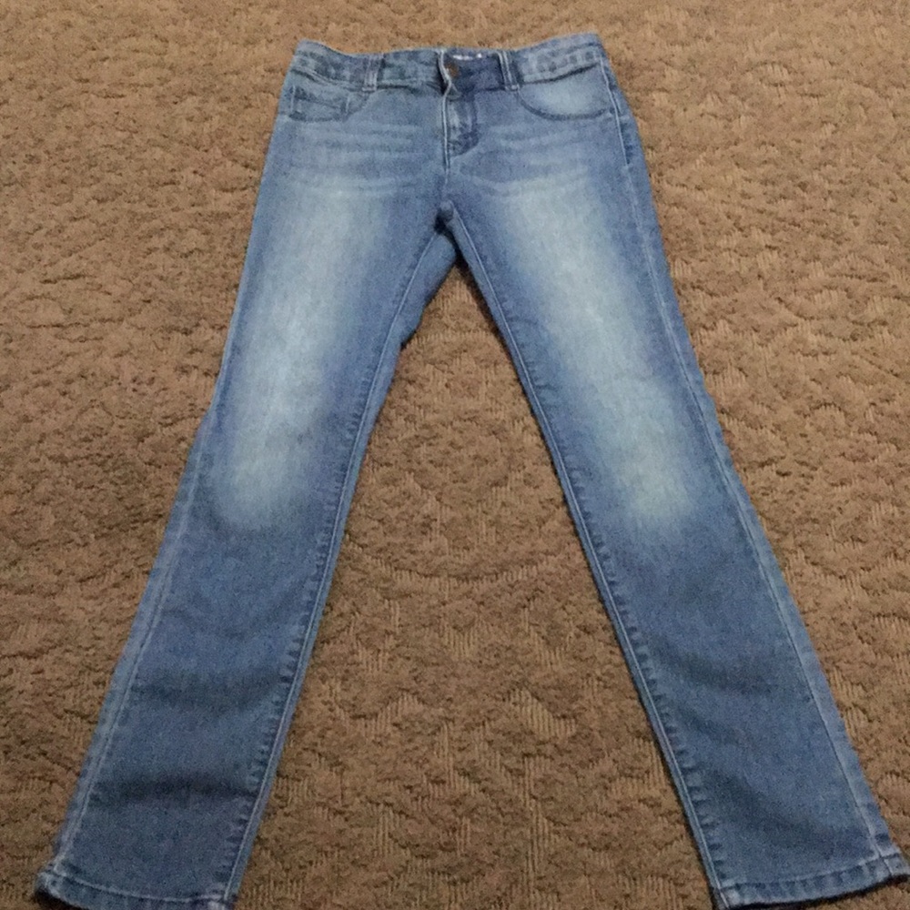 These do not have any rips these are really pretty